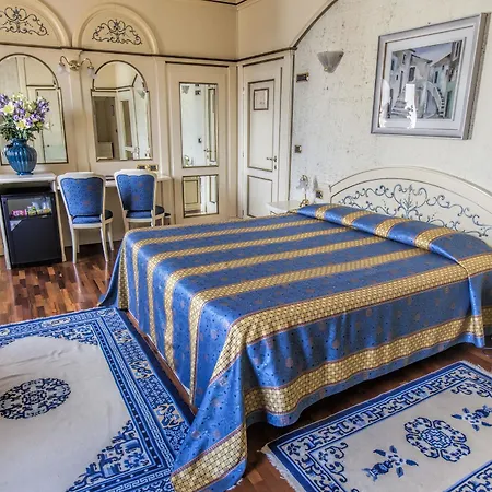 Hotel Colomba D'oro 4*