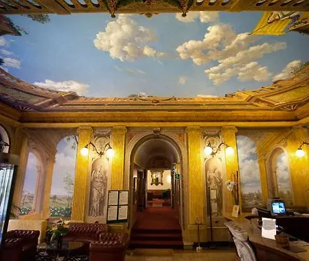 Colomba D'oro Hotel