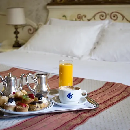 Colomba D'oro Hotel