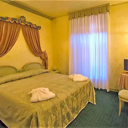 Szálloda Colomba D'oro 4*