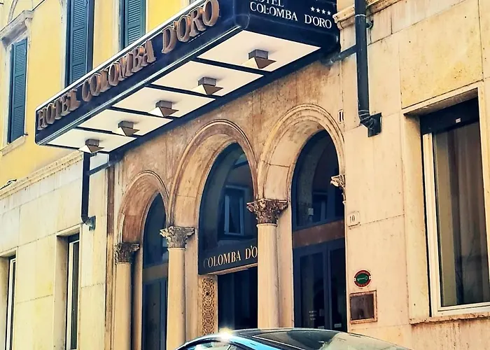 Ξενοδοχείο Colomba D'oro 4*